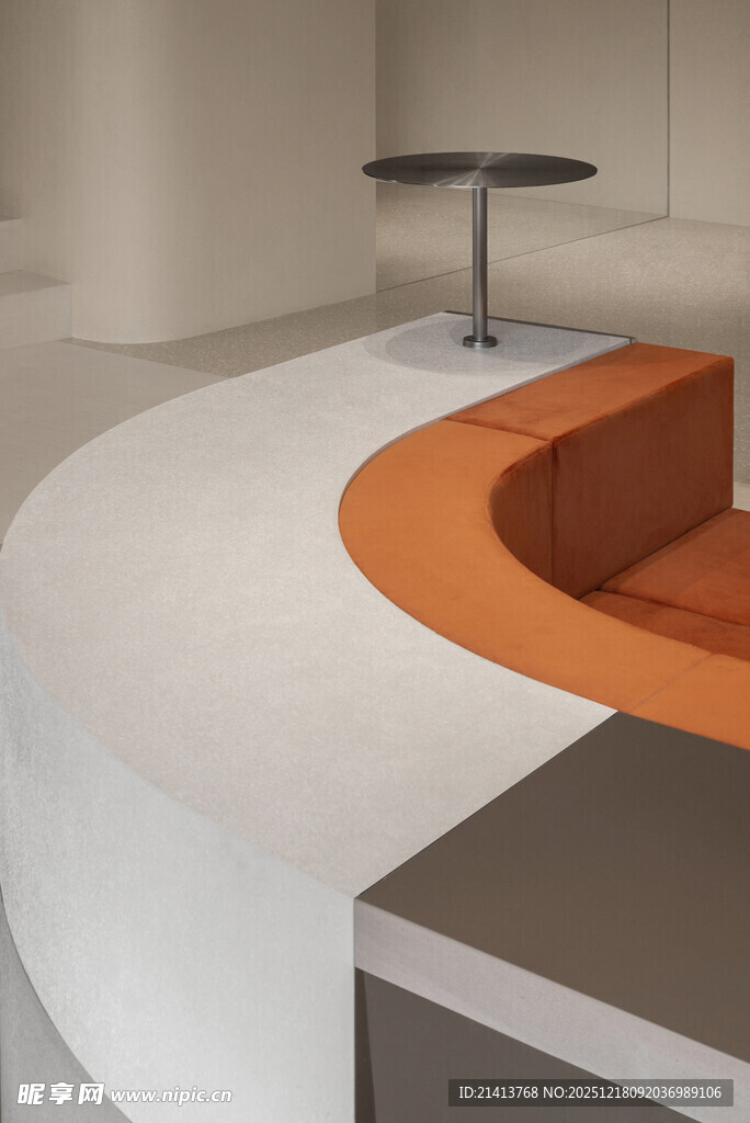 现代弧形创意办公接待台