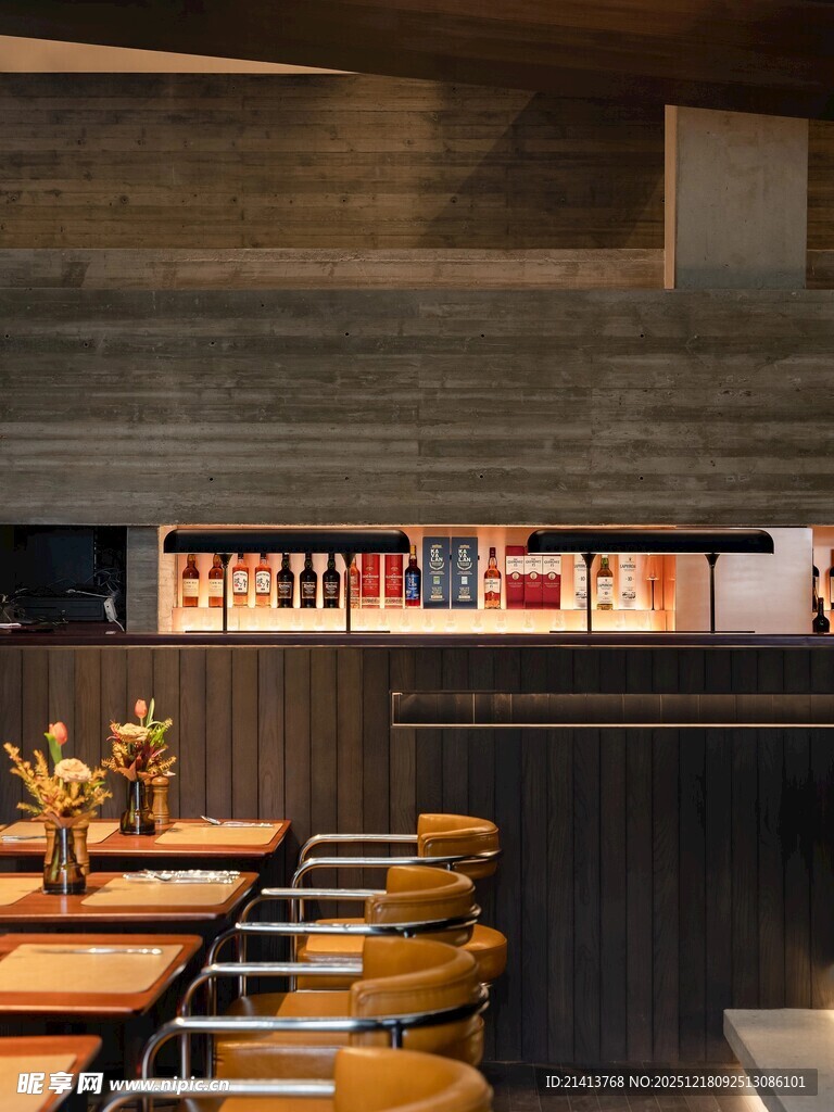 现代风酒吧室内场景设计