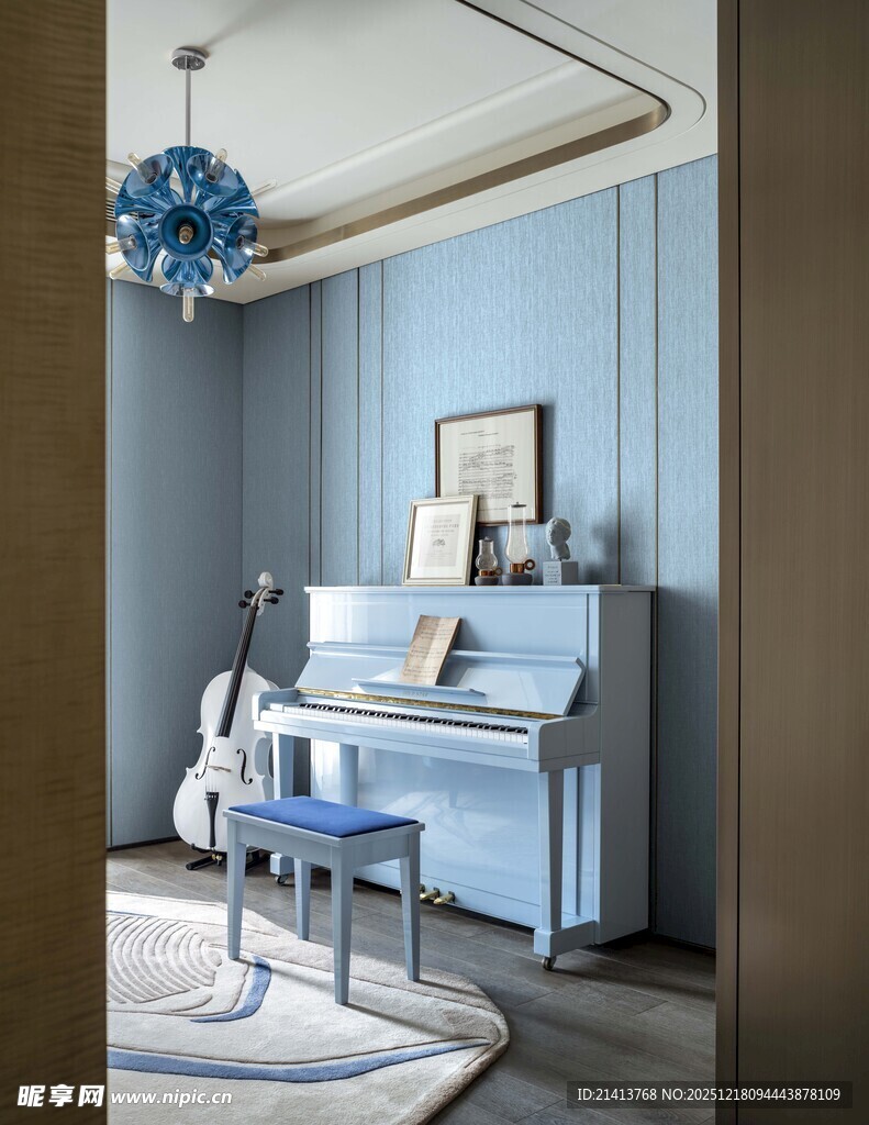 蓝色系温馨钢琴角落空间