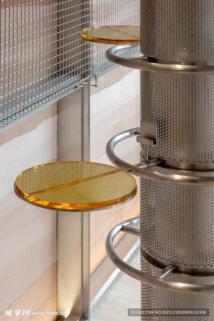 现代简约金属玻璃小桌