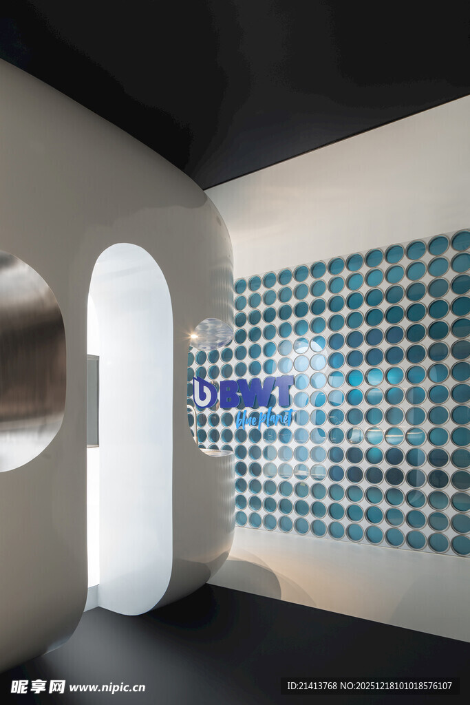 现代艺术风格的室内墙面设计