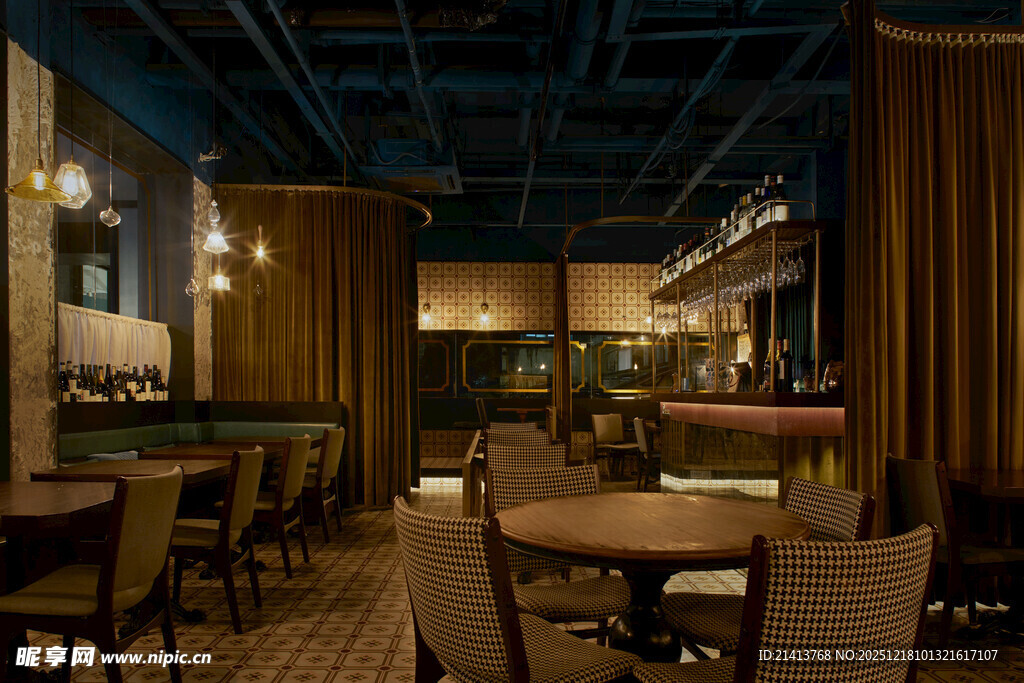 复古风格餐厅室内场景