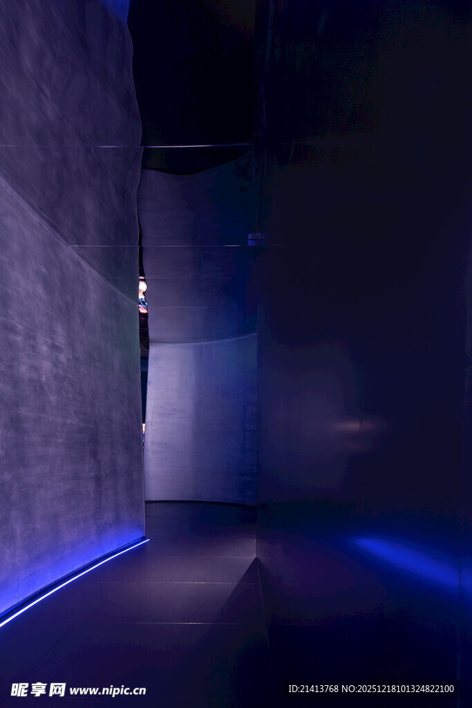 神秘幽暗的科幻风格通道