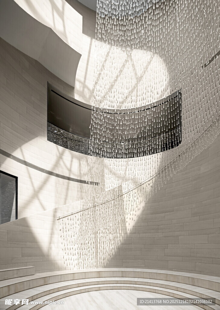 现代简约金属环形吊灯设计