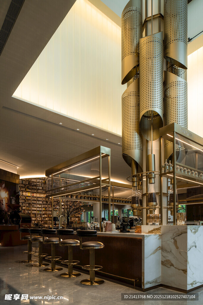 现代奢华酒吧内部场景