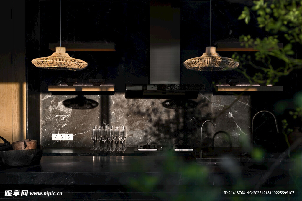 现代简约风厨房吊灯设计