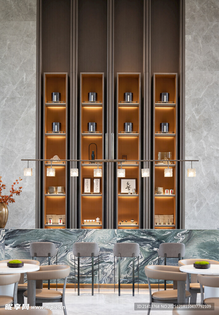 中式实木书架雅致书房一角