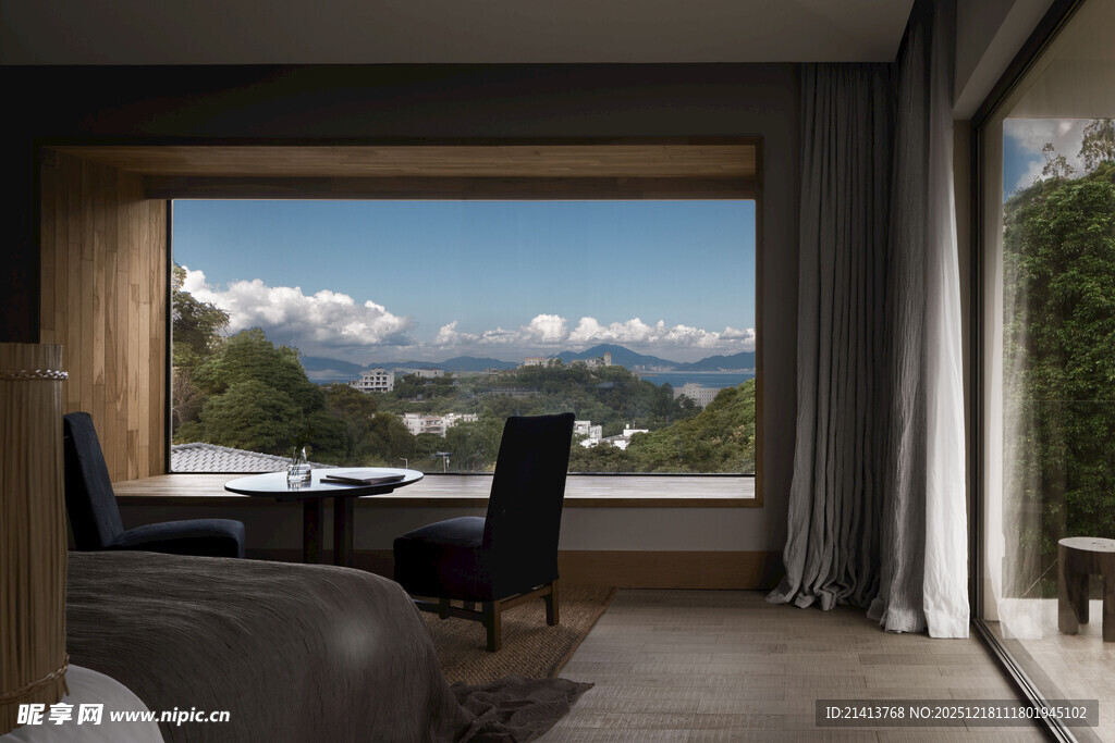 全景窗景的舒适室内空间