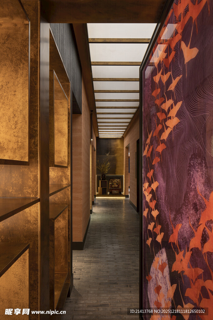 复古风格走廊艺术装饰墙