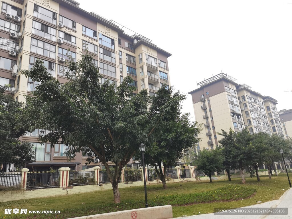 现代小区住宅楼景观