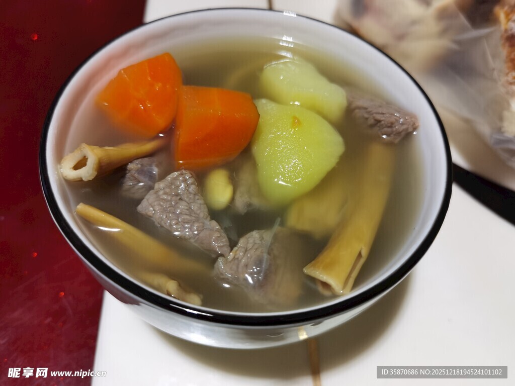 蔬菜牛肉汤