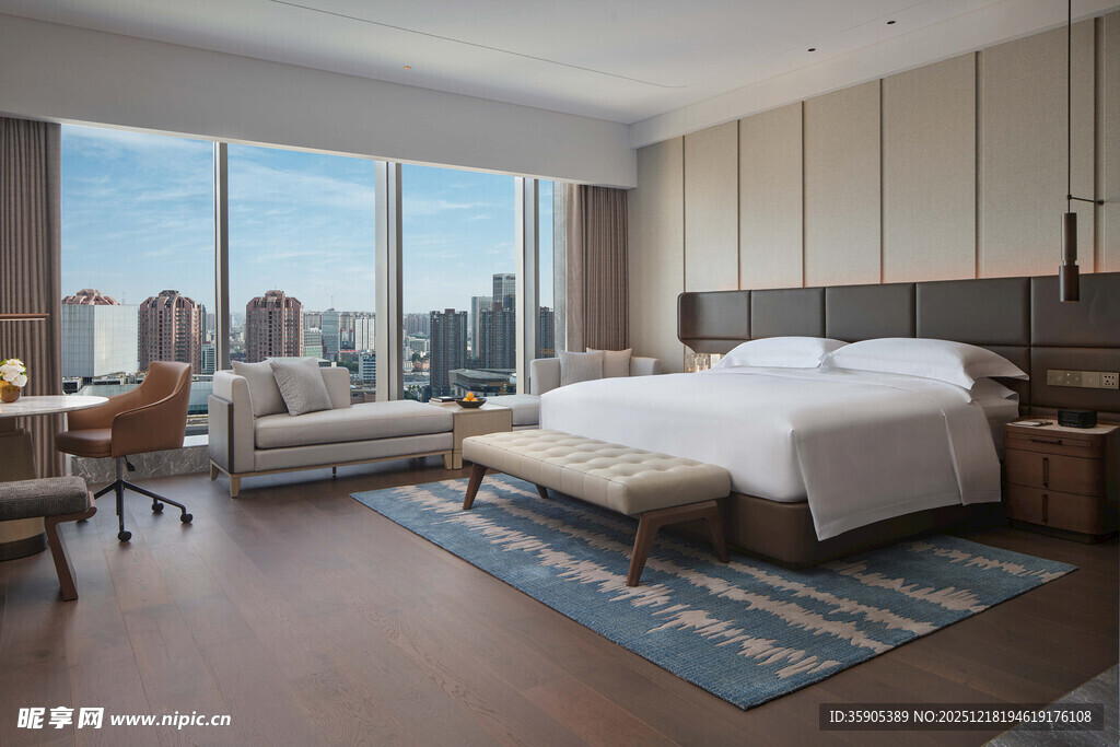 豪华现代风格的舒适卧室