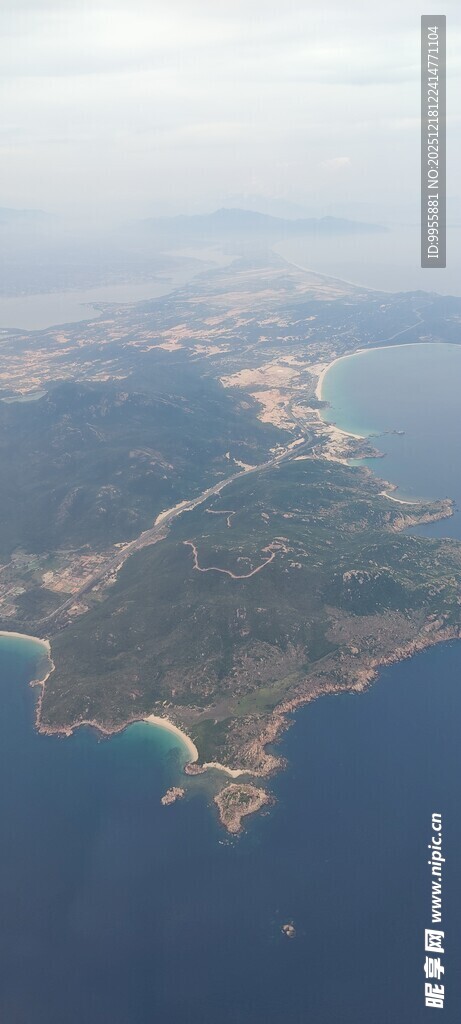 泰国曼谷芭提海上岛屿风光俯瞰图