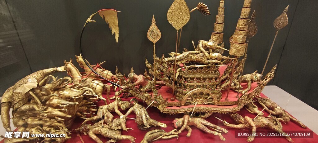 泰国曼谷芭提精美金色船型工艺品