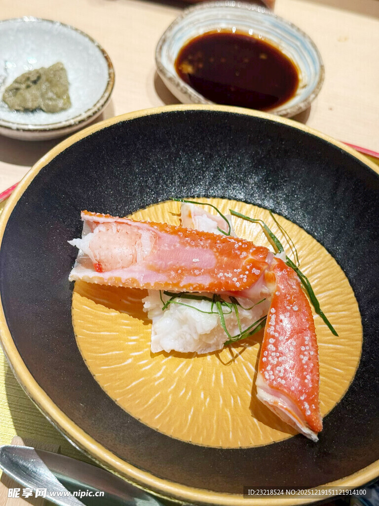 蟹肉寿司拼盘