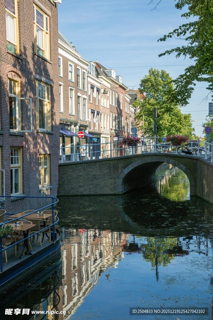 荷兰水城风景如画