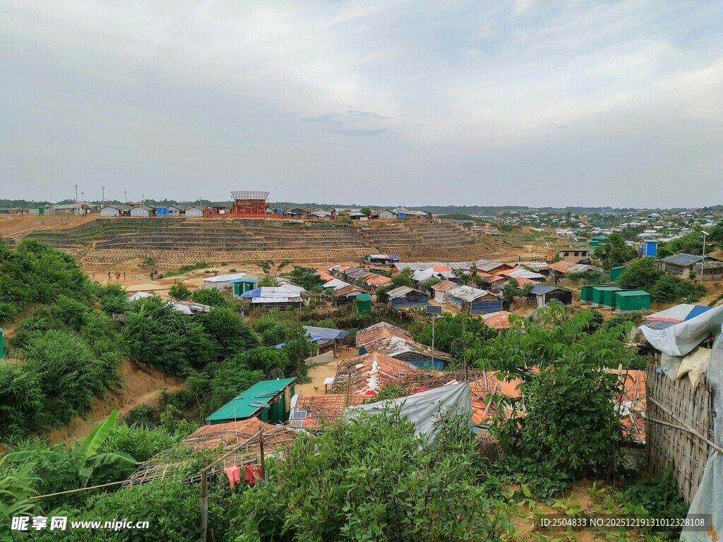 俯瞰城郊多彩 居景观