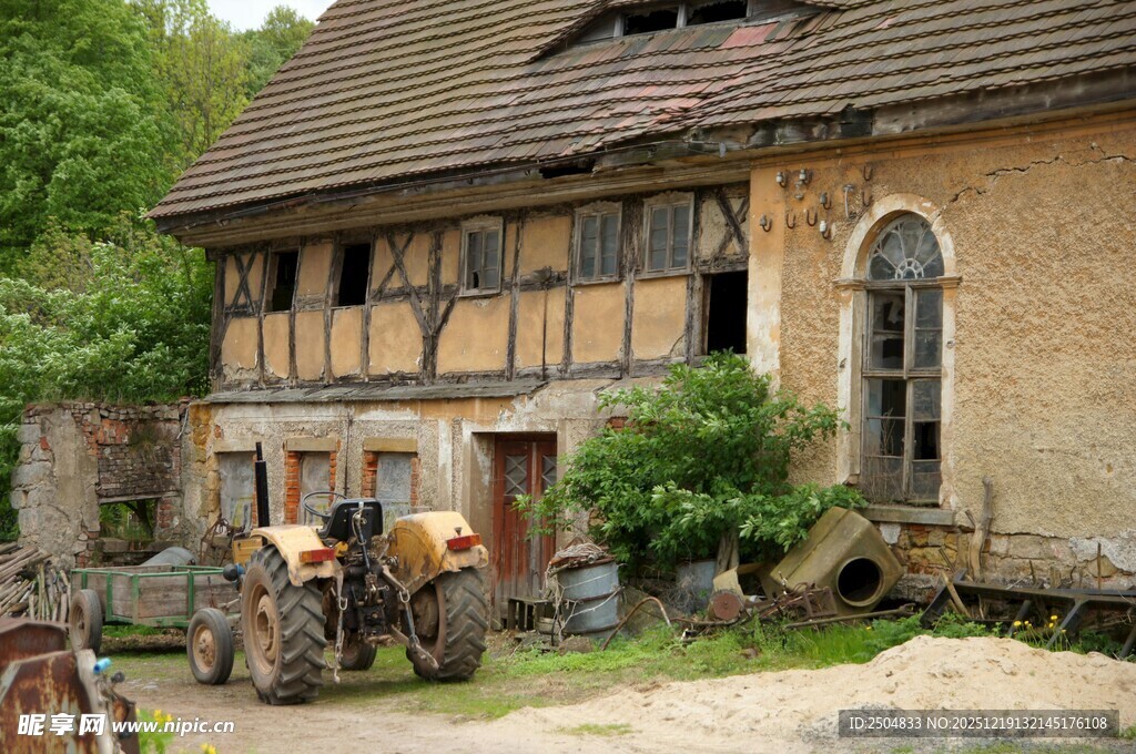 古朴乡村小屋 田园景致