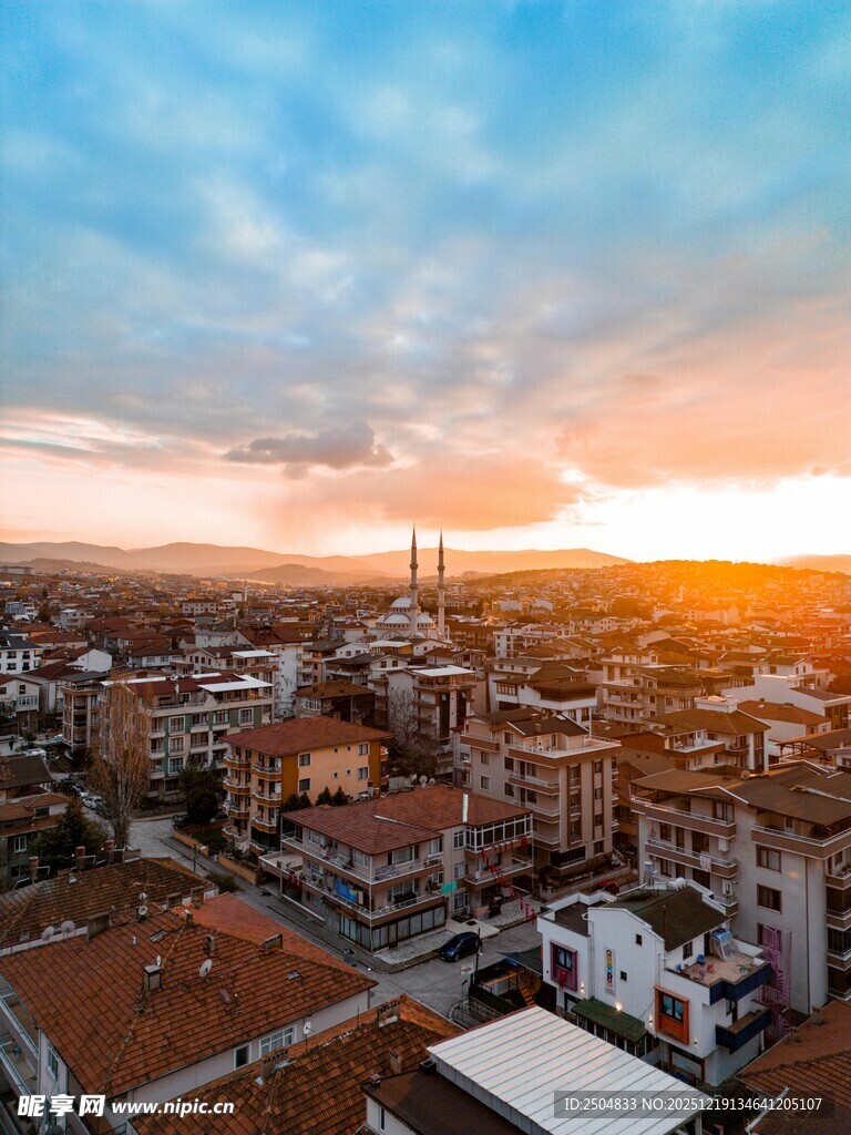 城市黄昏全景俯瞰