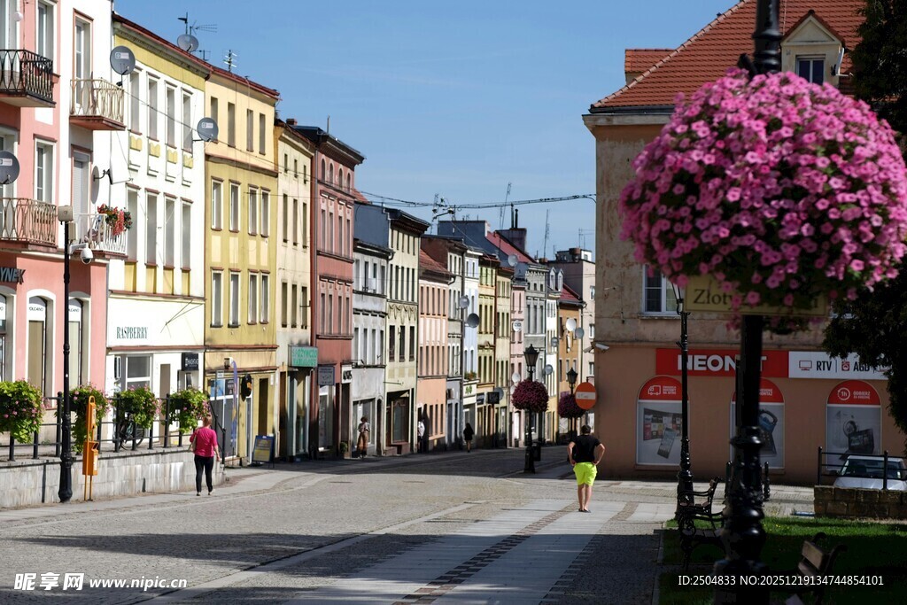  洲小镇彩色街道景观