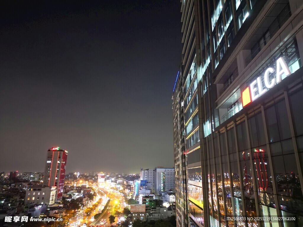 城市璀璨夜景