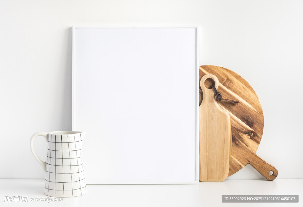 空白画框与烘焙工具组合