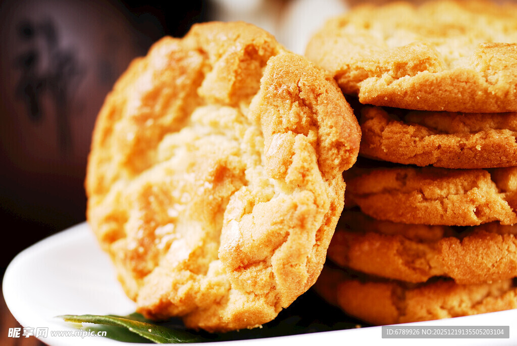 美味酥脆桃酥饼