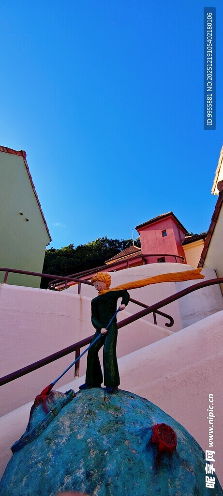 韩国首尔屋顶上的多彩建筑景观