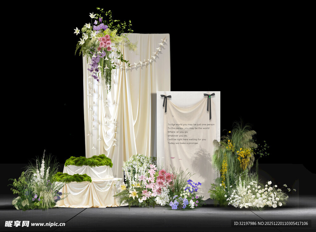 优雅白色系户外婚礼布置