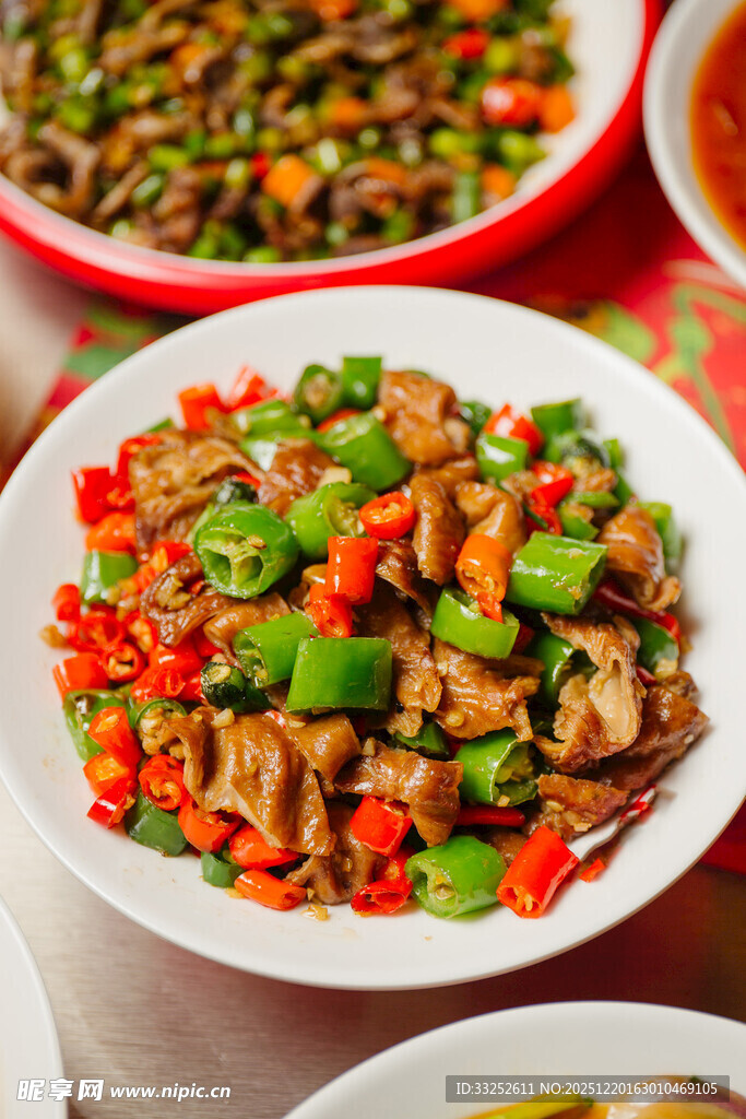 美味辣椒炒肉