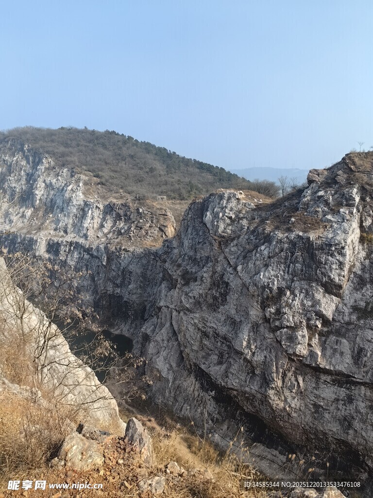 壮丽山景岩石风光