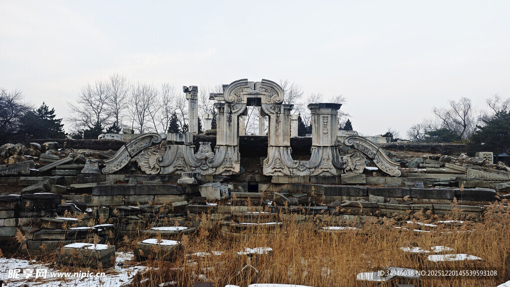 圆明园遗址雪景