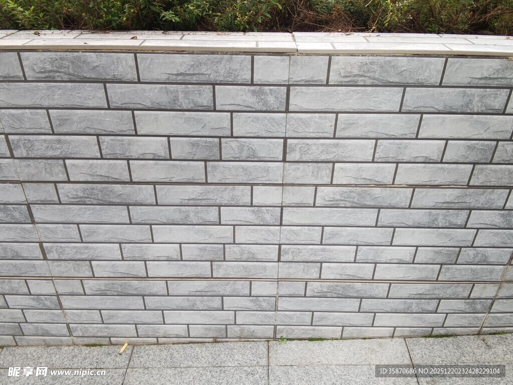 灰色砖砌墙面特写