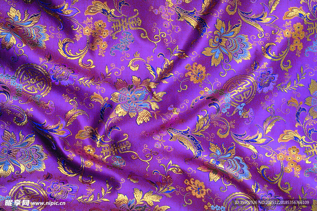 紫色花纹丝绸面料