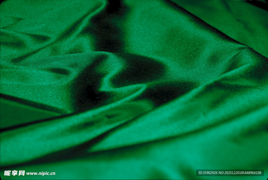 翠绿绸缎纹理特写