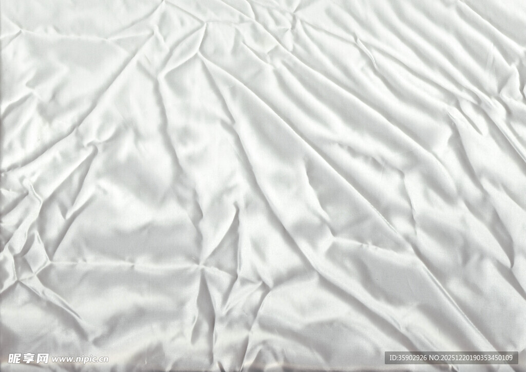白色褶皱布料纹理特写
