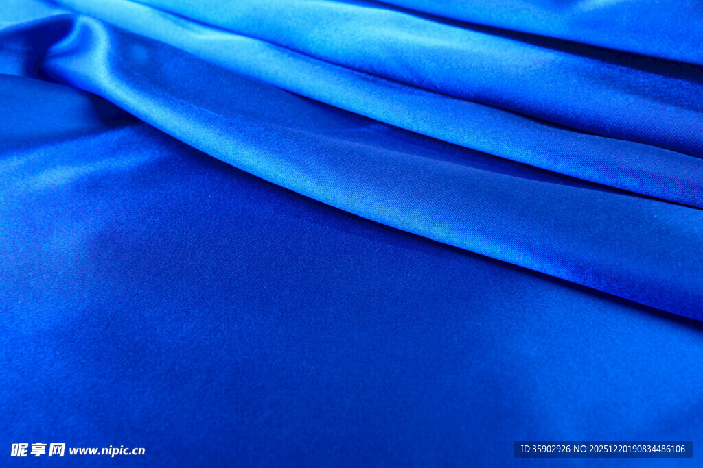蓝色绸缎布料纹理特写