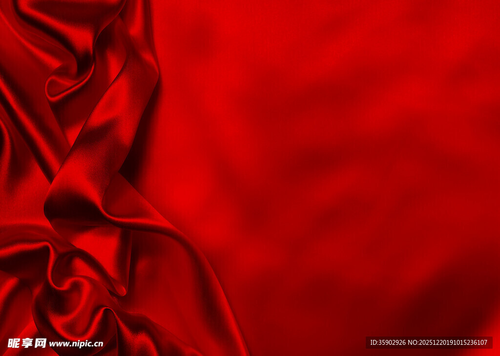 红色绸缎褶皱特写