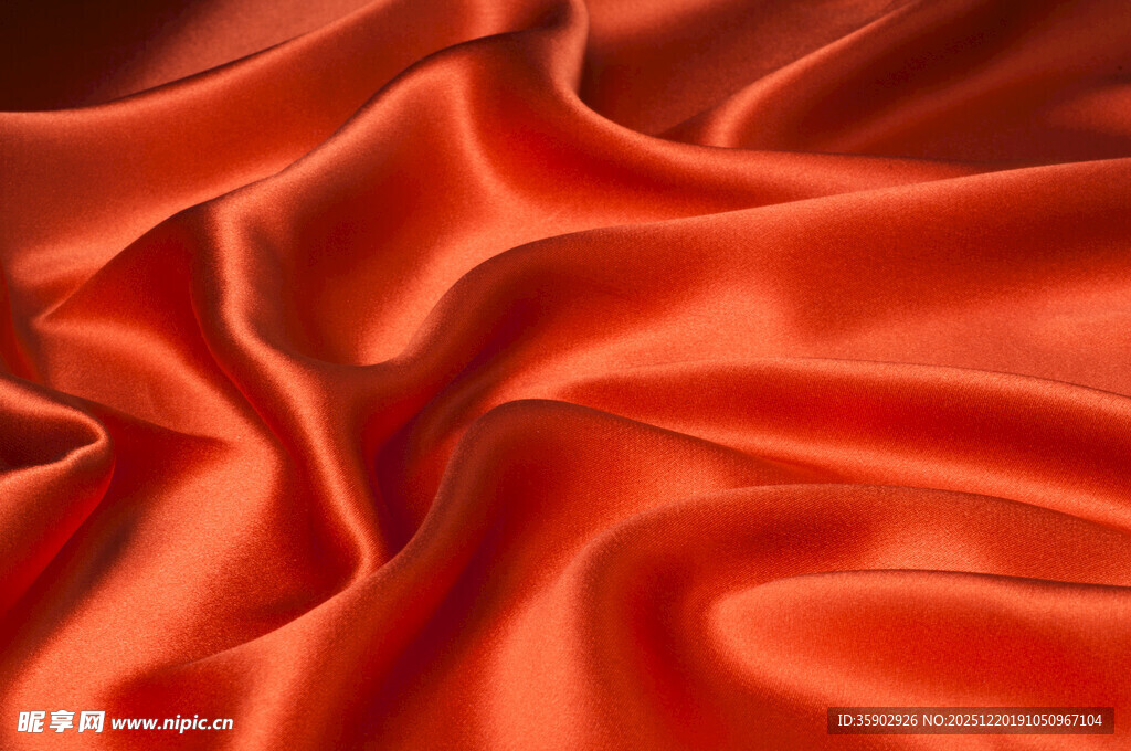 红色绸缎纹理特写