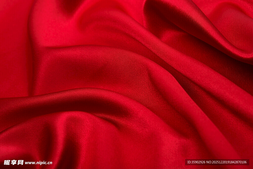 红色绸缎纹理特写