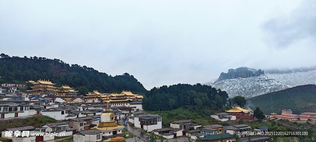 甘肃青海环线山间村落景观