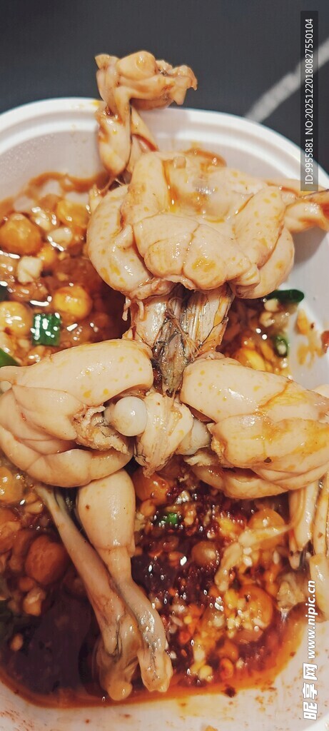 美食美味香辣美味的凉拌无骨鸡爪