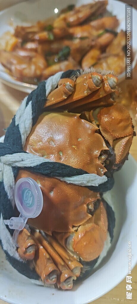 美食美味美味坚果装饰的精致糕点