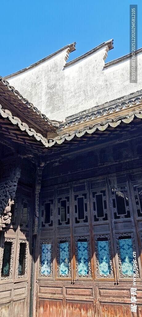 华东樱花中式古建筑屋檐细节