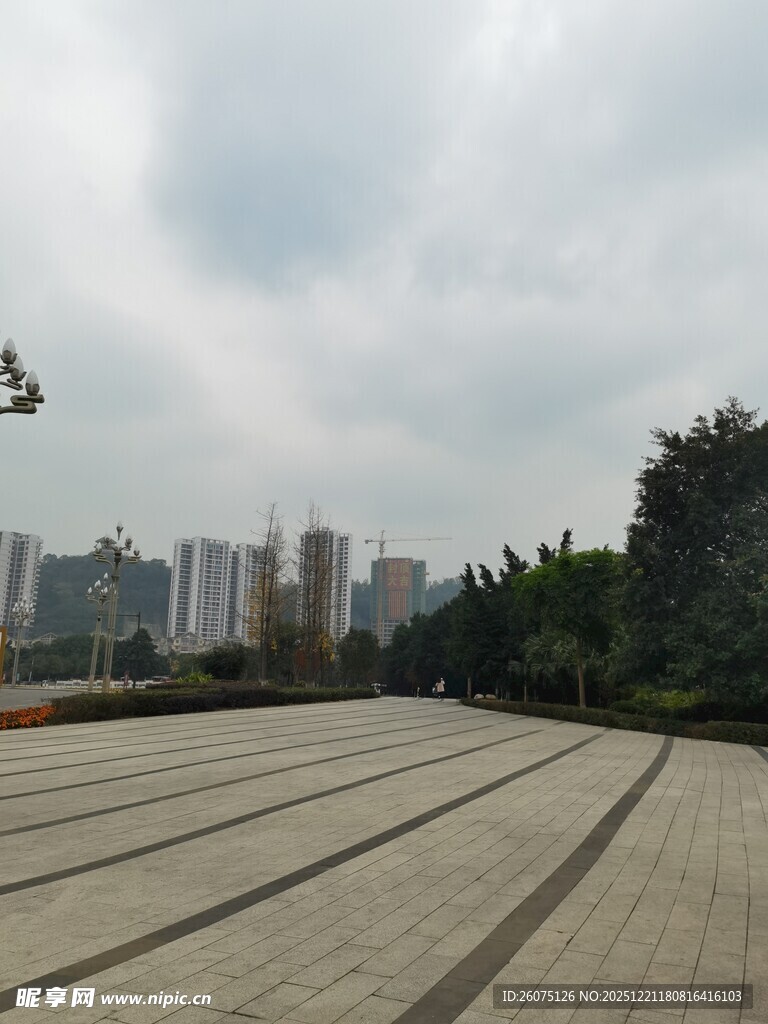 城市广场开阔景观