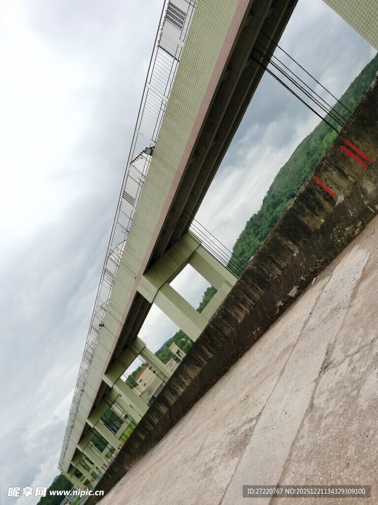 高架桥俯瞰景象