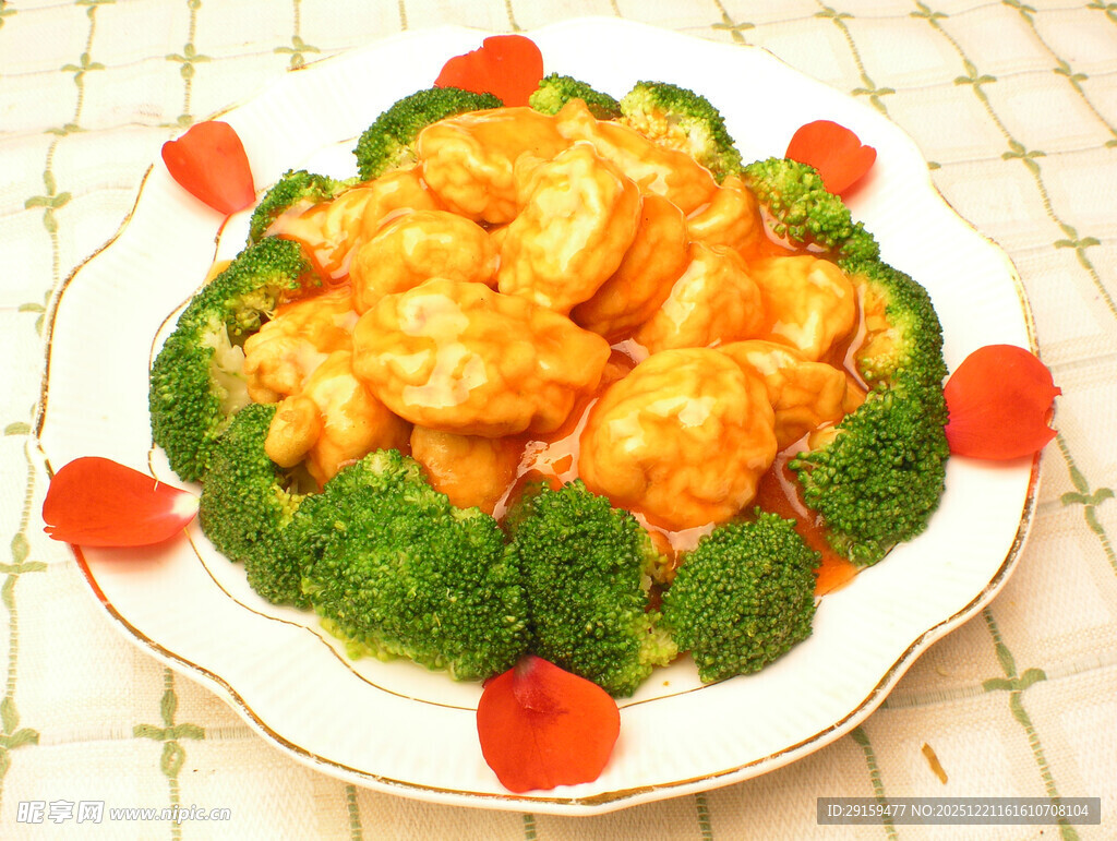 虾仁西兰花摆盘精致