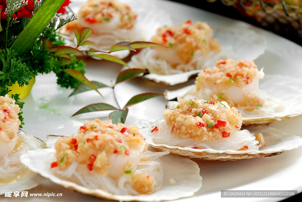 蒜蓉粉丝蒸扇贝