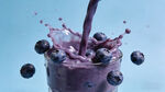 蓝莓果汁飞溅瞬间