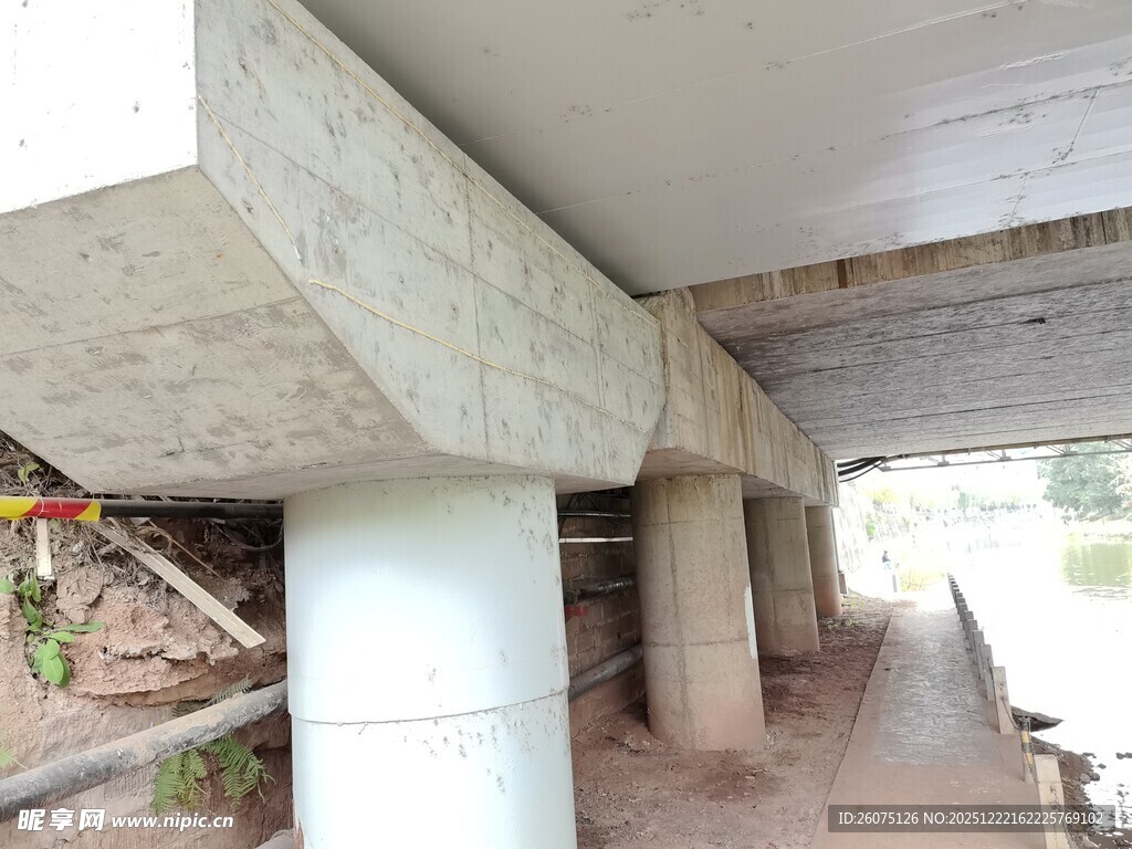 地下建筑施工场景